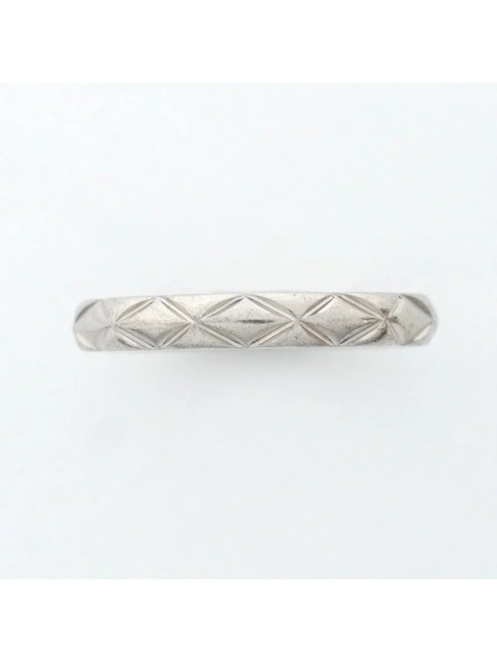 Chanel Ring Quilted Platinum